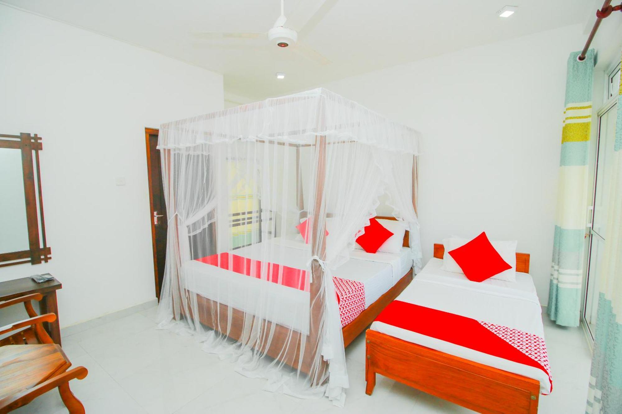 Onaro Beach View Matara Room photo