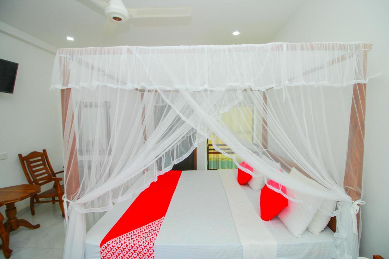 Onaro Beach View Matara Room photo
