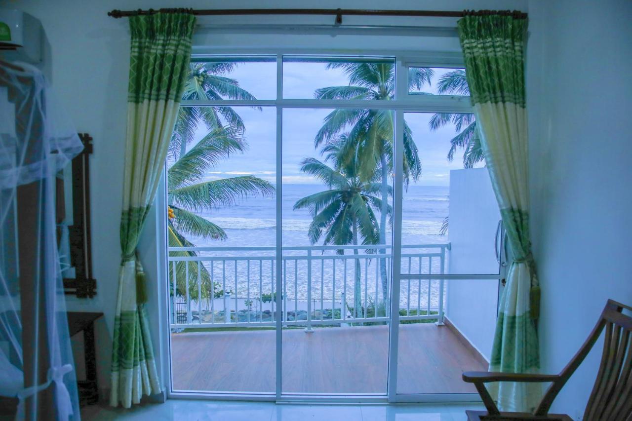 Onaro Beach View Matara Exterior photo